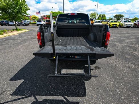 Used 2017 Ford F150 Lariat w/ Equipment Group 502A Luxury AWD/4WD image 16