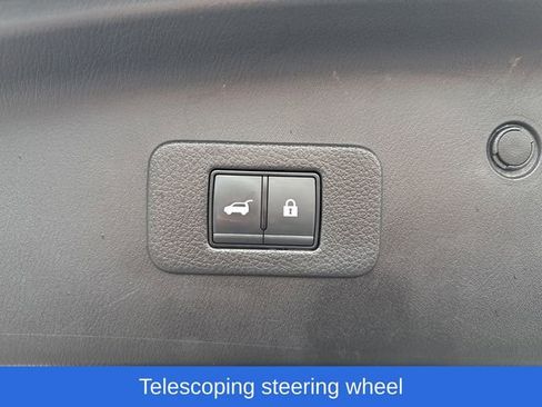 Used 2023 Nissan Armada Platinum image 13