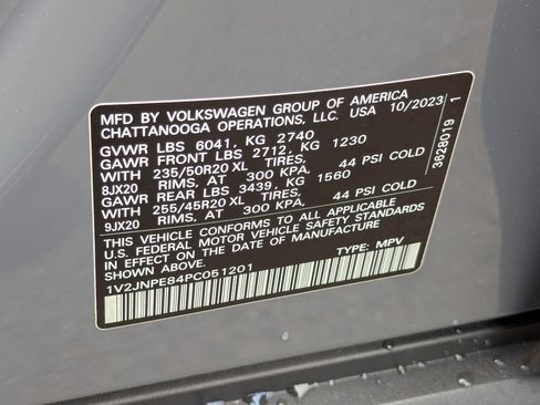 Used 2023 Volkswagen ID.4 Pro S Plus AWD/4WD image 40