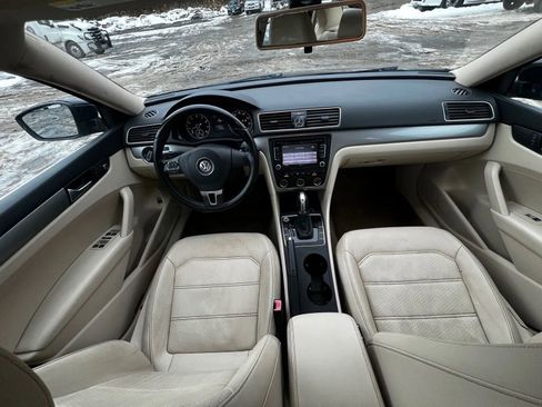 Used 2015 Volkswagen Passat 1.8T Limited Edition FWD image 13