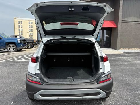 Used 2023 Hyundai Kona SEL image 10