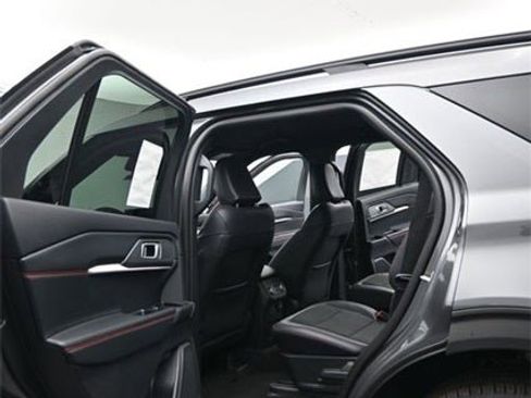 New 2026 Ford Explorer ST image 19