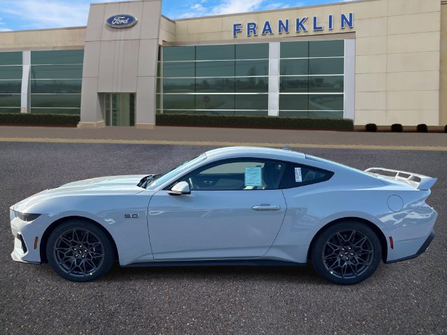 New 2026 Ford Mustang GT Premium w/ GT Performance Package RWD image 4