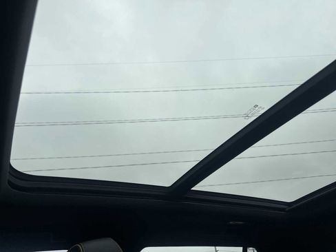 Used 2023 GMC Yukon AT4 w/ AT4 Premium Package image 18