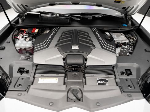 Used 2022 Lamborghini Urus image 74