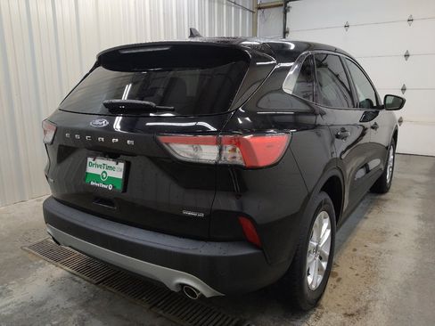 Used 2022 Ford Escape SE w/ Cold Weather Package AWD/4WD image 9