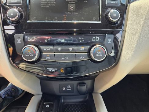 Used 2022 Nissan Rogue Sport SL AWD/4WD image 22
