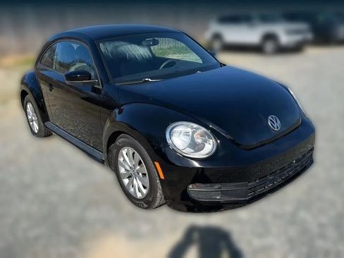 Used 2015 Volkswagen Beetle 1.8T FWD image 32