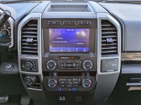 Used 2020 Ford F150 Lariat image 16