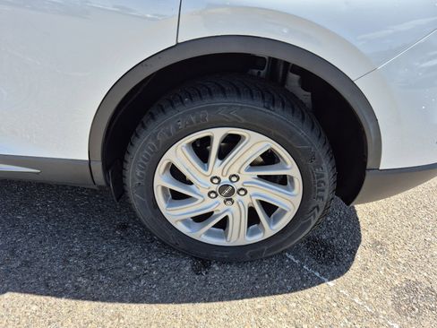 Used 2021 Lincoln Corsair FWD image 23