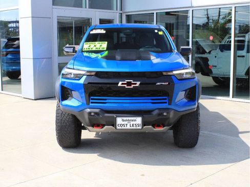 Used 2024 Chevrolet Colorado ZR2 w/ Safety Package AWD/4WD image 2