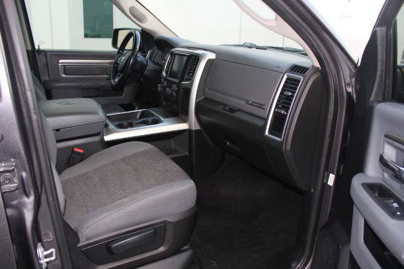 Used 2017 RAM 1500 Big Horn RWD image 21