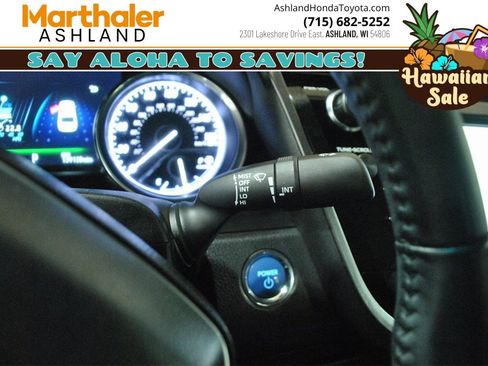 Used 2018 Toyota Camry XLE image 17