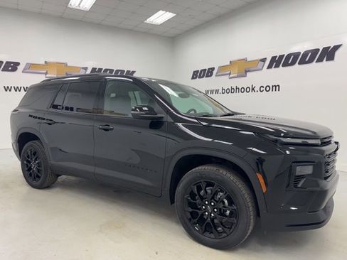 New 2026 Chevrolet Traverse LT w/ Midnight/Sport Edition image 3