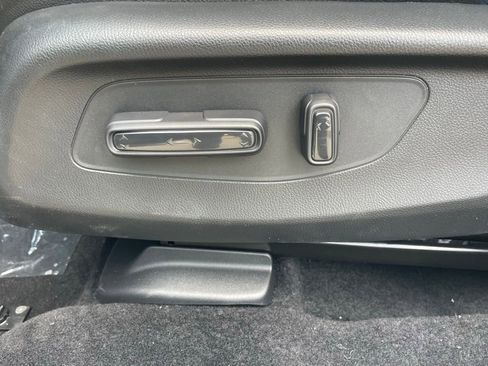 New 2026 Honda HR-V EX-L image 24