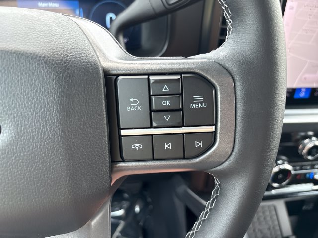 New 2026 Ford F250 Lariat w/ Black Appearance Package AWD/4WD image 13