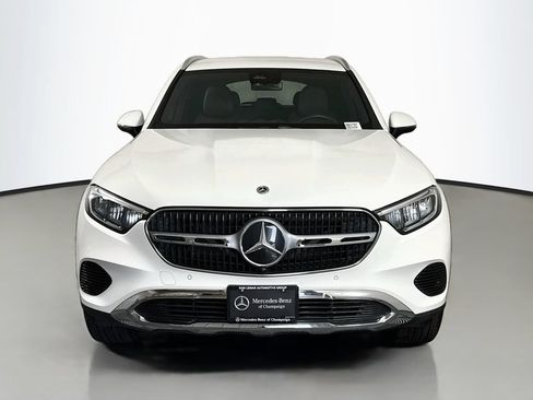 Used 2025 Mercedes-Benz GLC 350e 4MATIC image 2