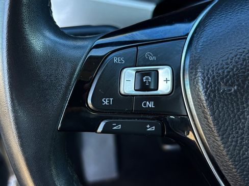 Used 2021 Volkswagen Passat 2.0T S w/ Luggage Net & Mats Package image 16