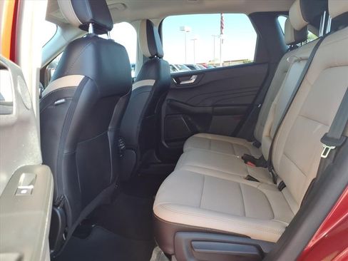 Used 2021 Ford Escape SEL w/ Technology Package image 18