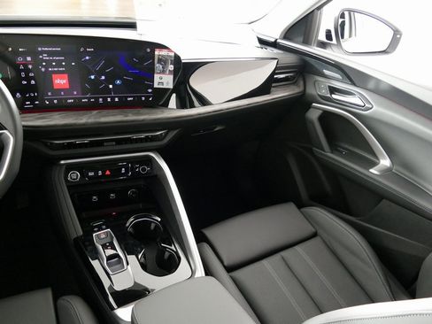 New 2025 Audi Q5 Premium Plus image 26