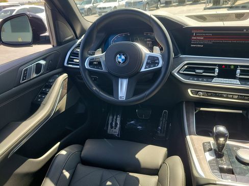 Used 2023 BMW X5 xDrive40i w/ M Sport Package AWD/4WD image 12