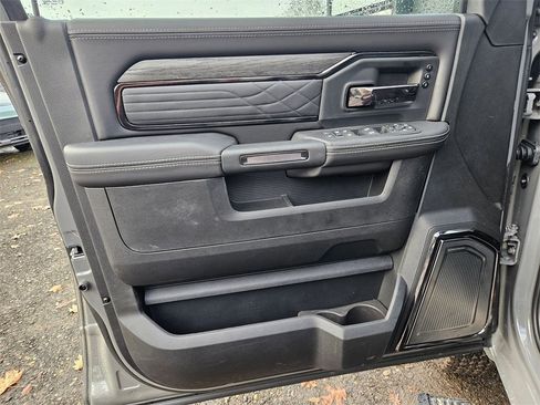 New 2026 RAM 3500 Limited image 11