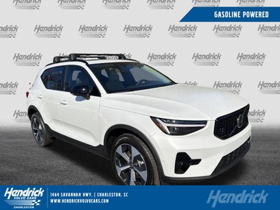 New 2026 Volvo XC40 B5 Plus w/ Protection Package Premier