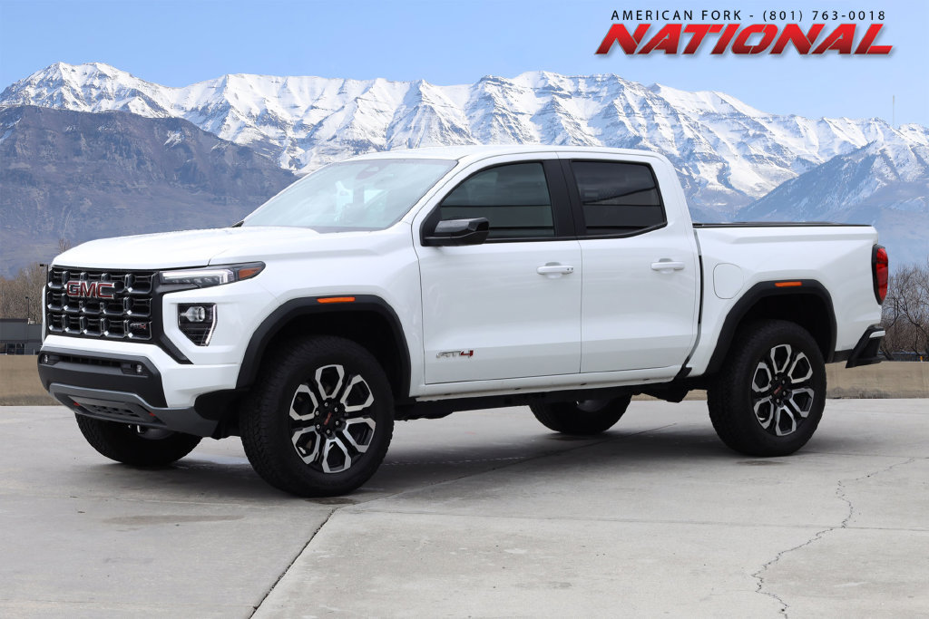 Used 2025 GMC Canyon AT4 w/ Nightfall Edition AWD/4WD image 1