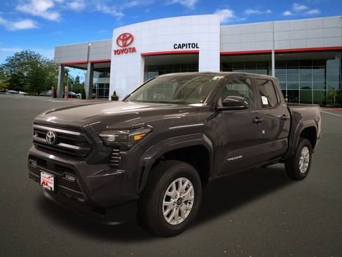 New 2025 Toyota Tacoma SR5 image 5