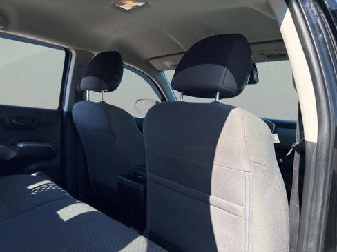 Used 2022 Toyota Tacoma SR5 w/ Technology Package image 32