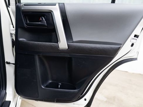 Used 2010 Toyota 4Runner SR5 image 25