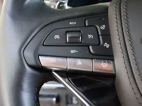 Used 2024 Cadillac Escalade V w/ LPO, ONYX Package AWD/4WD image 26