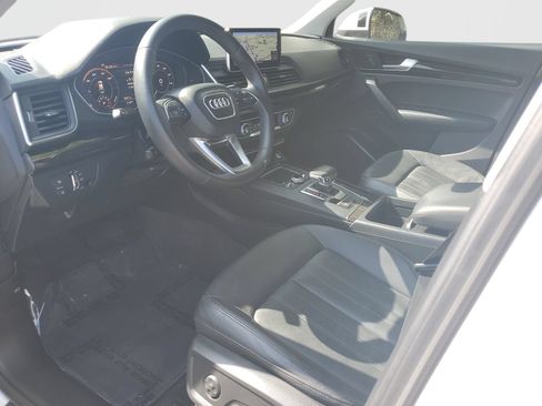 Used 2020 Audi Q5 e Premium w/ Convenience Package AWD/4WD image 19