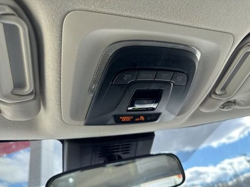 Used 2023 Toyota Corolla LE image 20