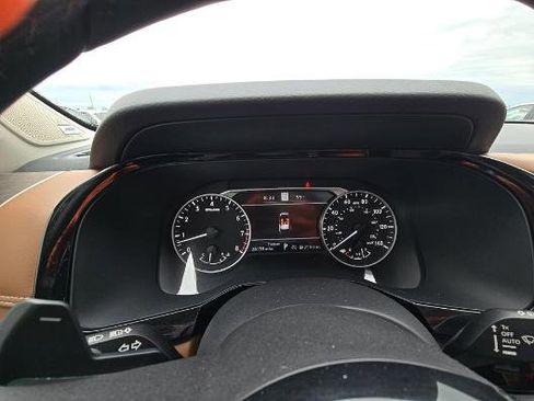 Used 2023 Nissan Pathfinder Platinum FWD image 11
