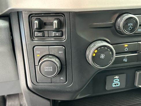 Certified 2024 Ford F250 XL image 39