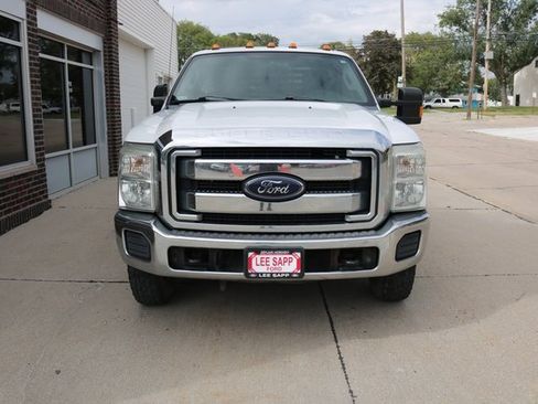 Used 2012 Ford F350 XLT w/ Snow Plow Prep Pkg image 4