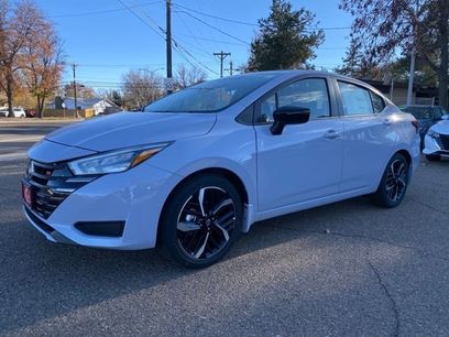 New 2025 Nissan Versa SR