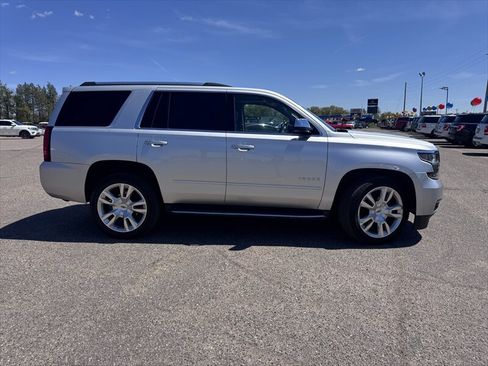 Used 2017 Chevrolet Tahoe Premier AWD/4WD image 6