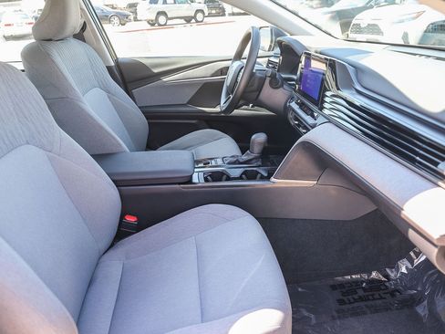 Used 2025 Toyota Camry LE FWD image 16