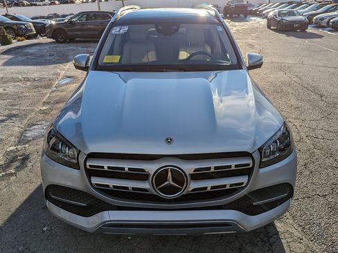 Used 2022 Mercedes-Benz GLS 450 4MATIC image 3