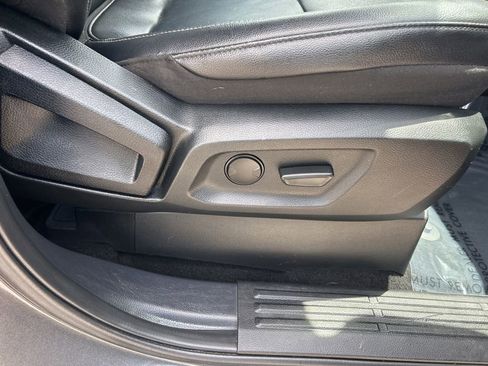 Used 2019 Ford Ranger Lariat w/ Equipment Group 501A Mid image 25