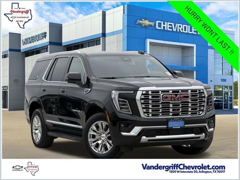 Certified 2025 GMC Yukon Denali AWD/4WD image 1