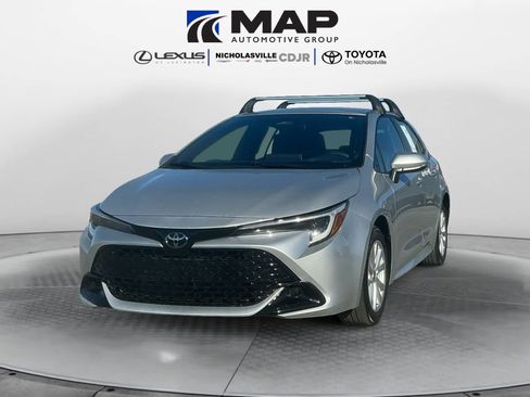 Used 2024 Toyota Corolla SE image 1
