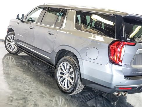 Certified 2022 GMC Yukon XL Denali AWD/4WD image 11