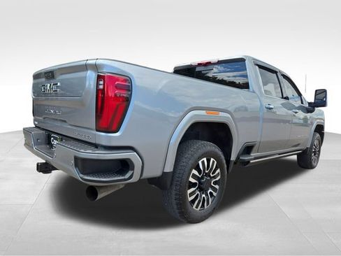 Used 2025 GMC Sierra 2500 Denali Ultimate AWD/4WD image 12