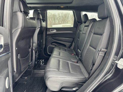 Used 2014 Jeep Grand Cherokee Summit image 16