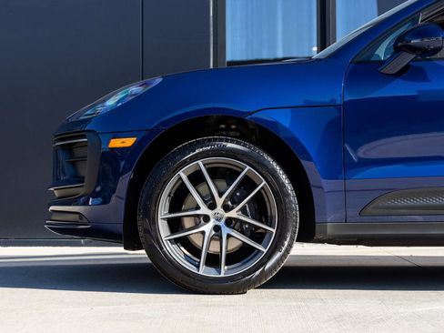 Certified 2026 Porsche Macan image 13