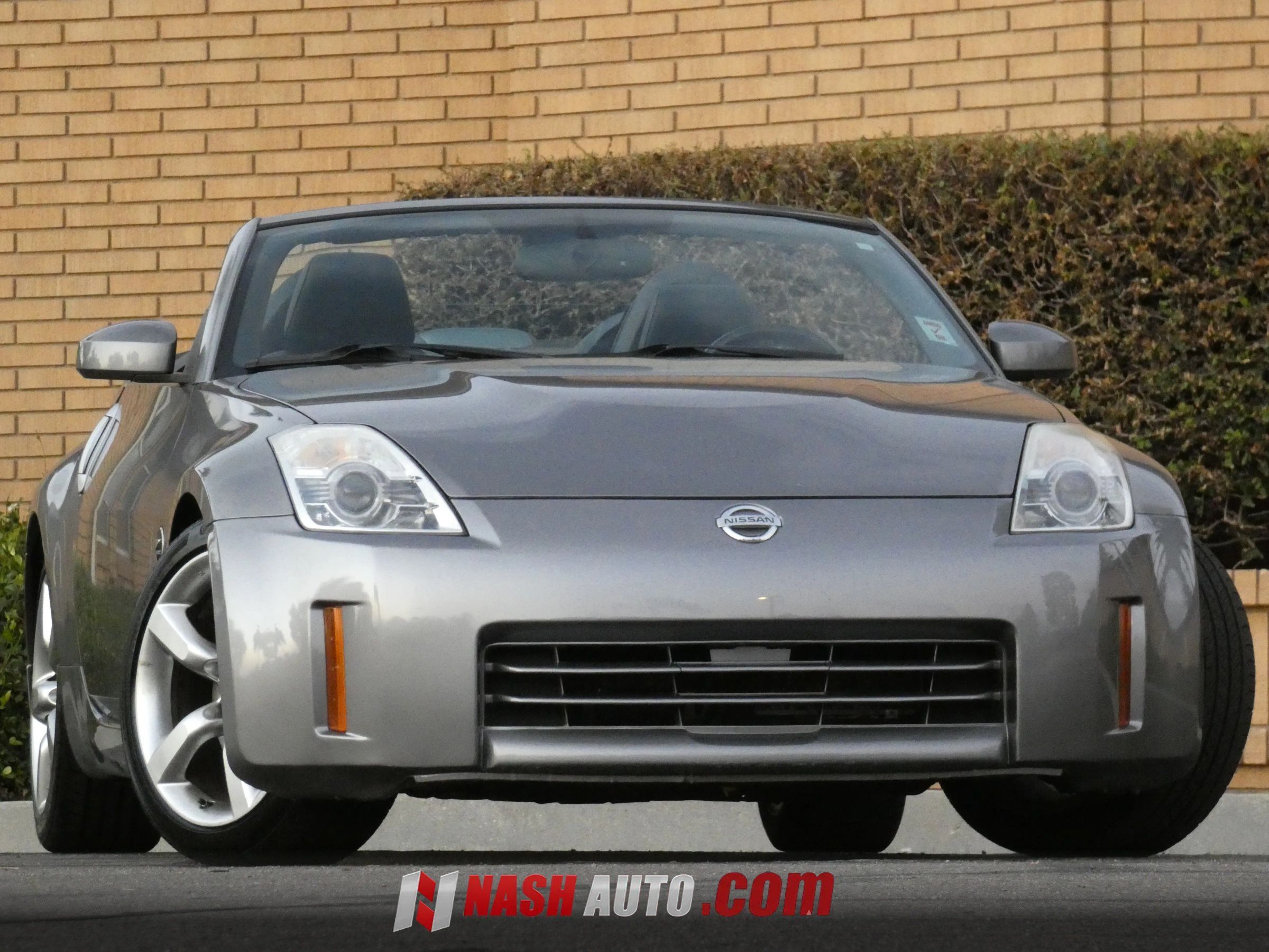 Used 2008 Nissan 350Z Touring RWD image 1