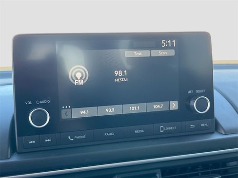 Used 2024 Honda Pilot LX image 14